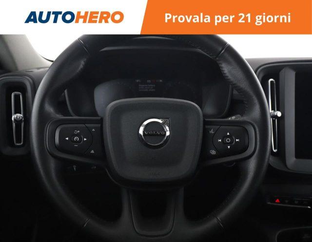 VOLVO XC40 T2 Geartronic Momentum Core