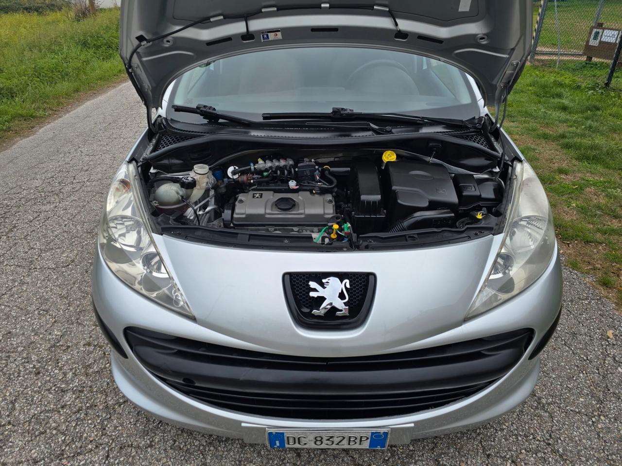 Peugeot 207 1.4 GPL con GARANZIA- NEOPATENTATI