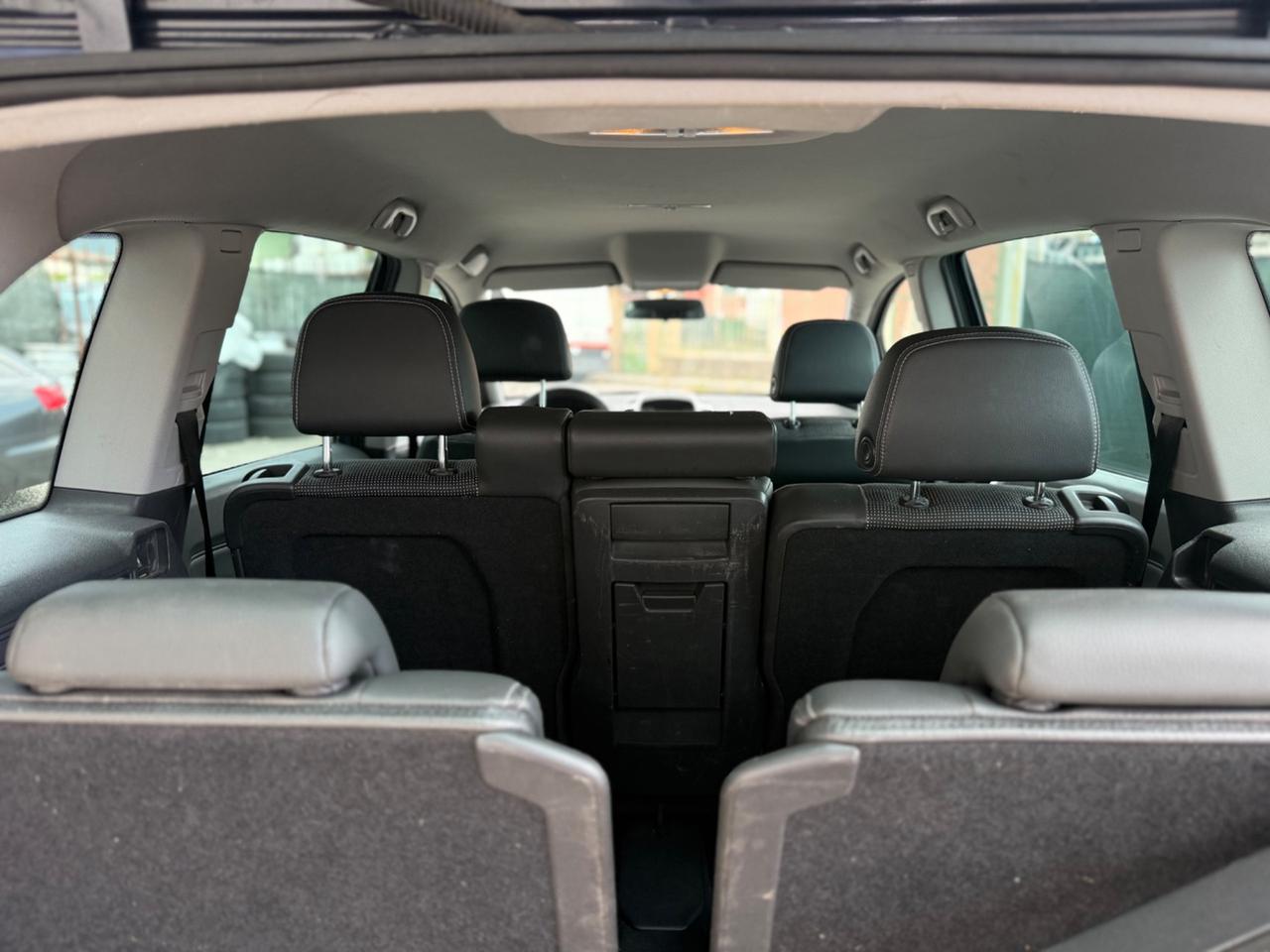 Opel Zafira 1.8 16V VVT Cosmo