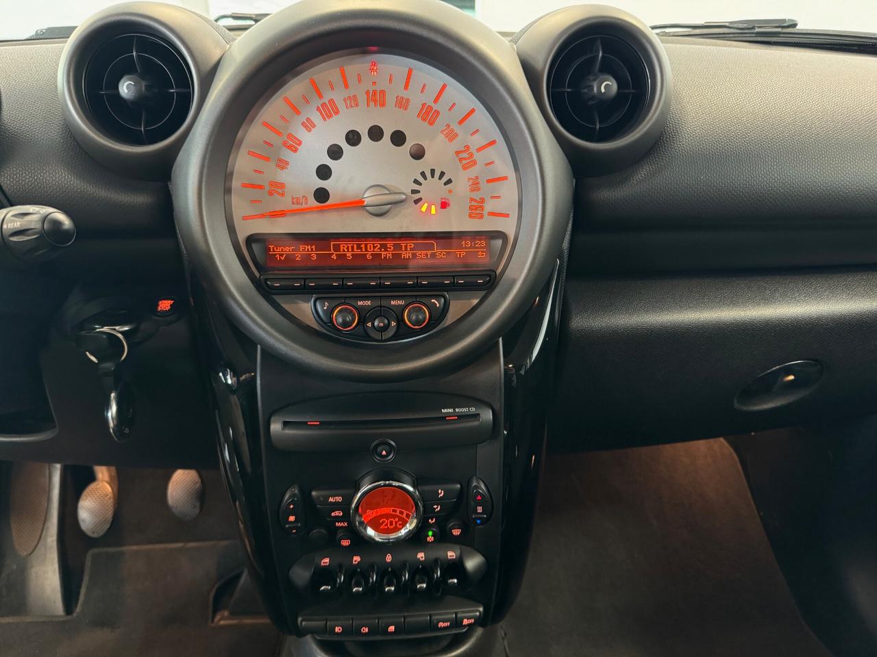 Mini Cooper D Countryman 1.6 ALL4 XENON 140.000 KM