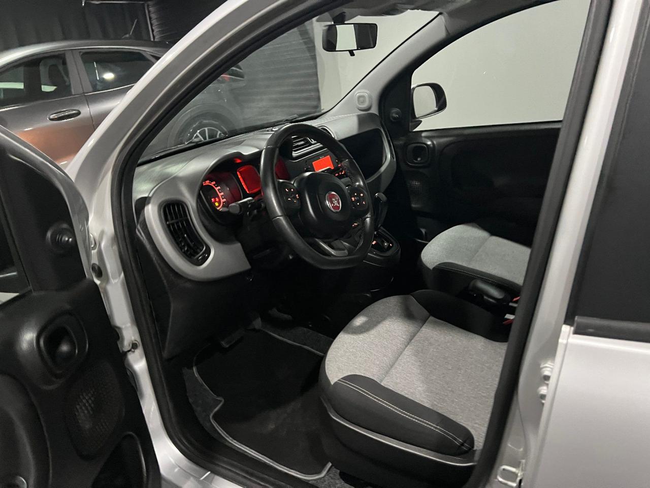 Fiat New Panda 0.9 TwinAir Turbo S&S Lounge Dual logic