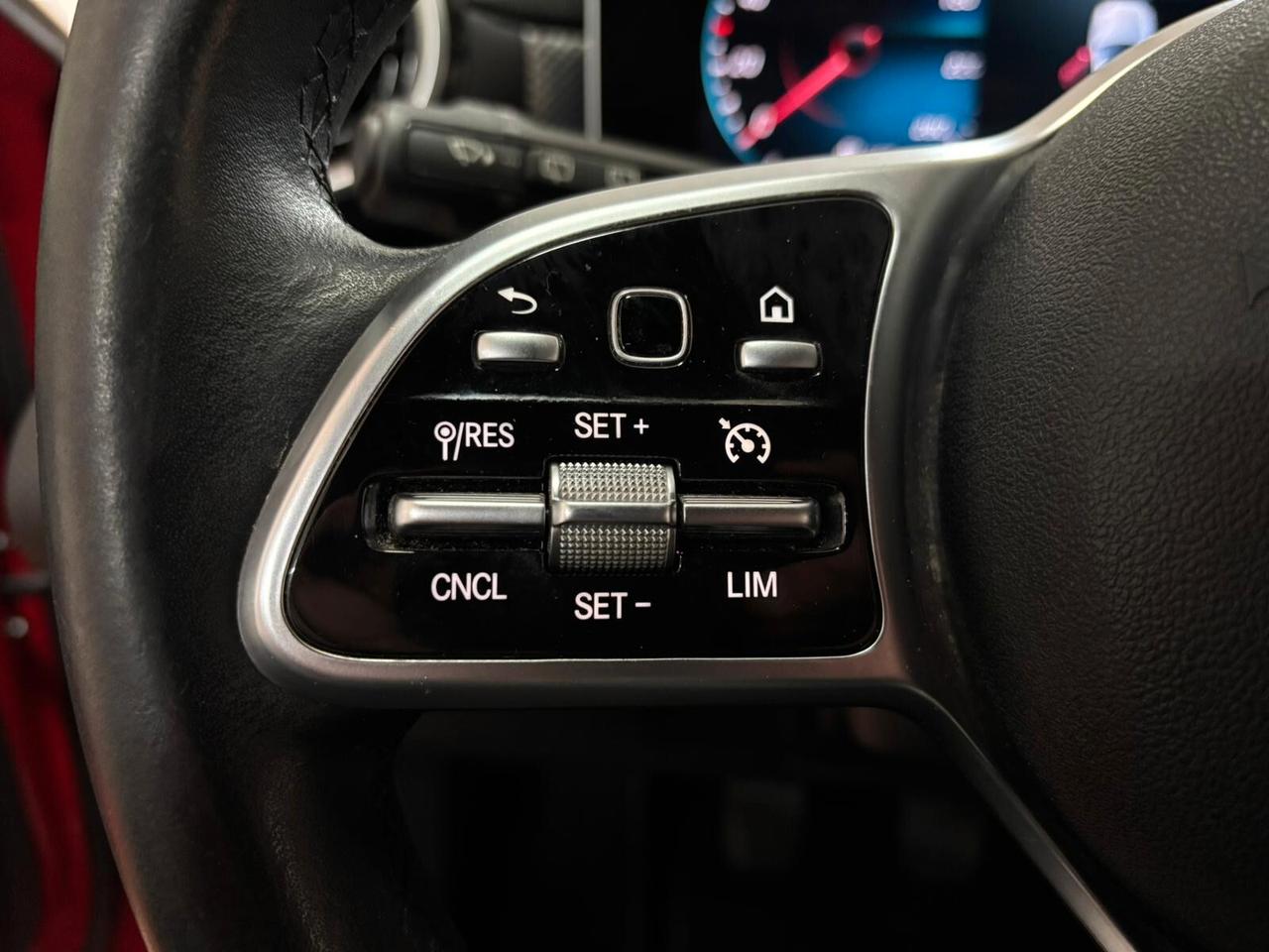 MERCEDES CLASSE A 180 2019 1.3 BENZINA