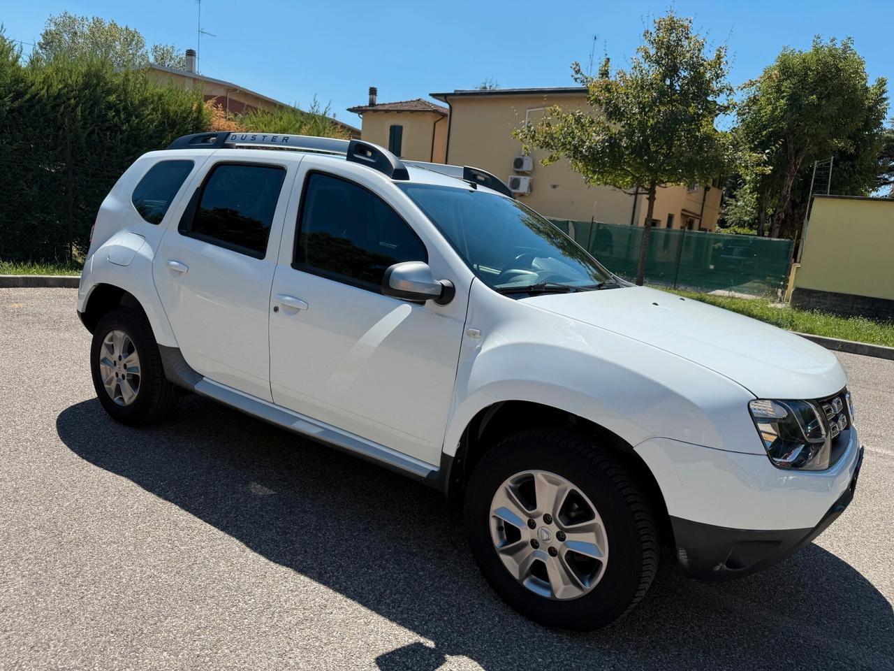Dacia Duster 1.6 - NAV. - 12 MESI DI GARANZIA -