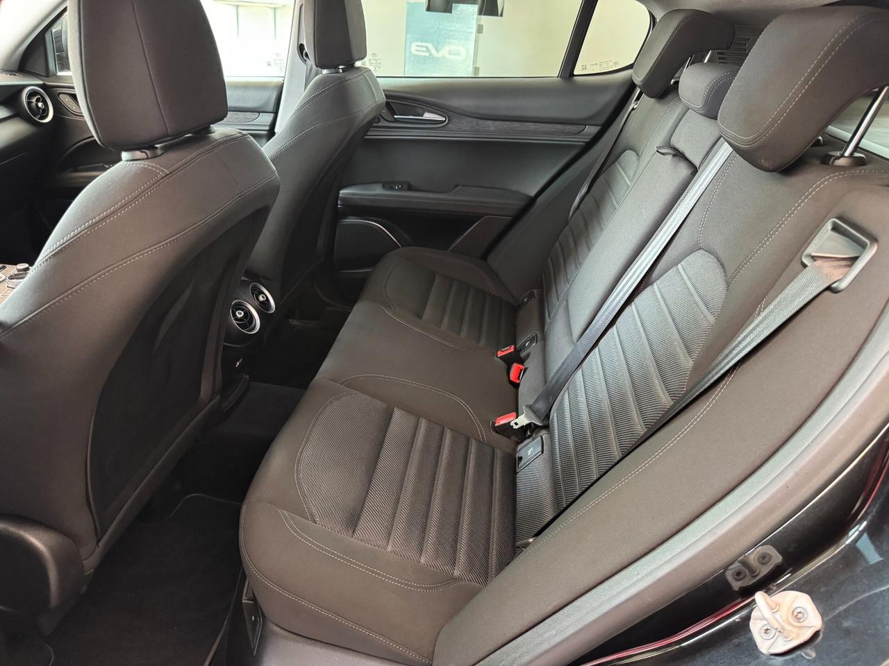 Alfa Romeo Stelvio 2.2 TD190CV Q4 Total Black-2021