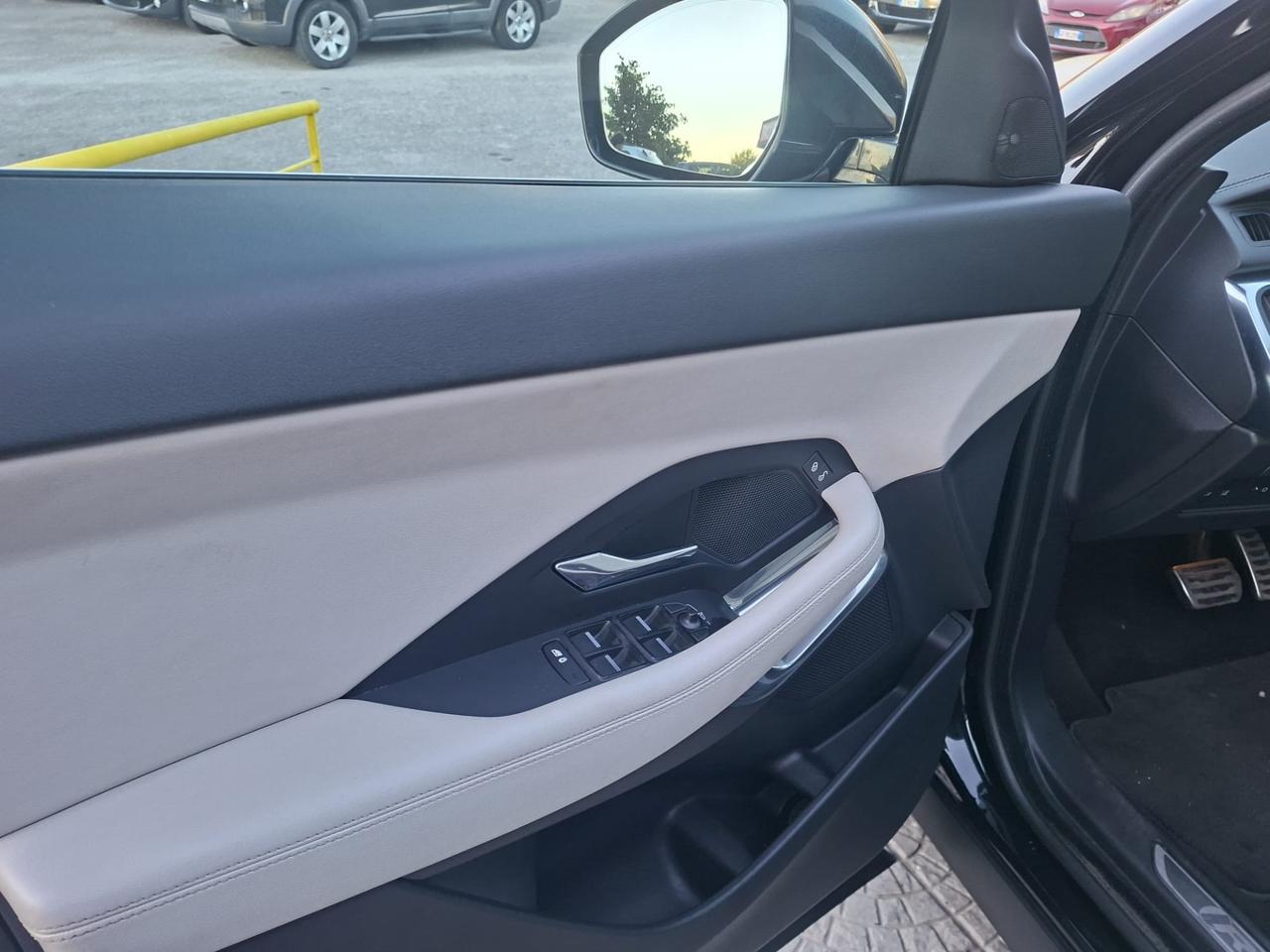Jaguar E-Pace r sport full garantito 12 mesi accetto permute e finanziamenti