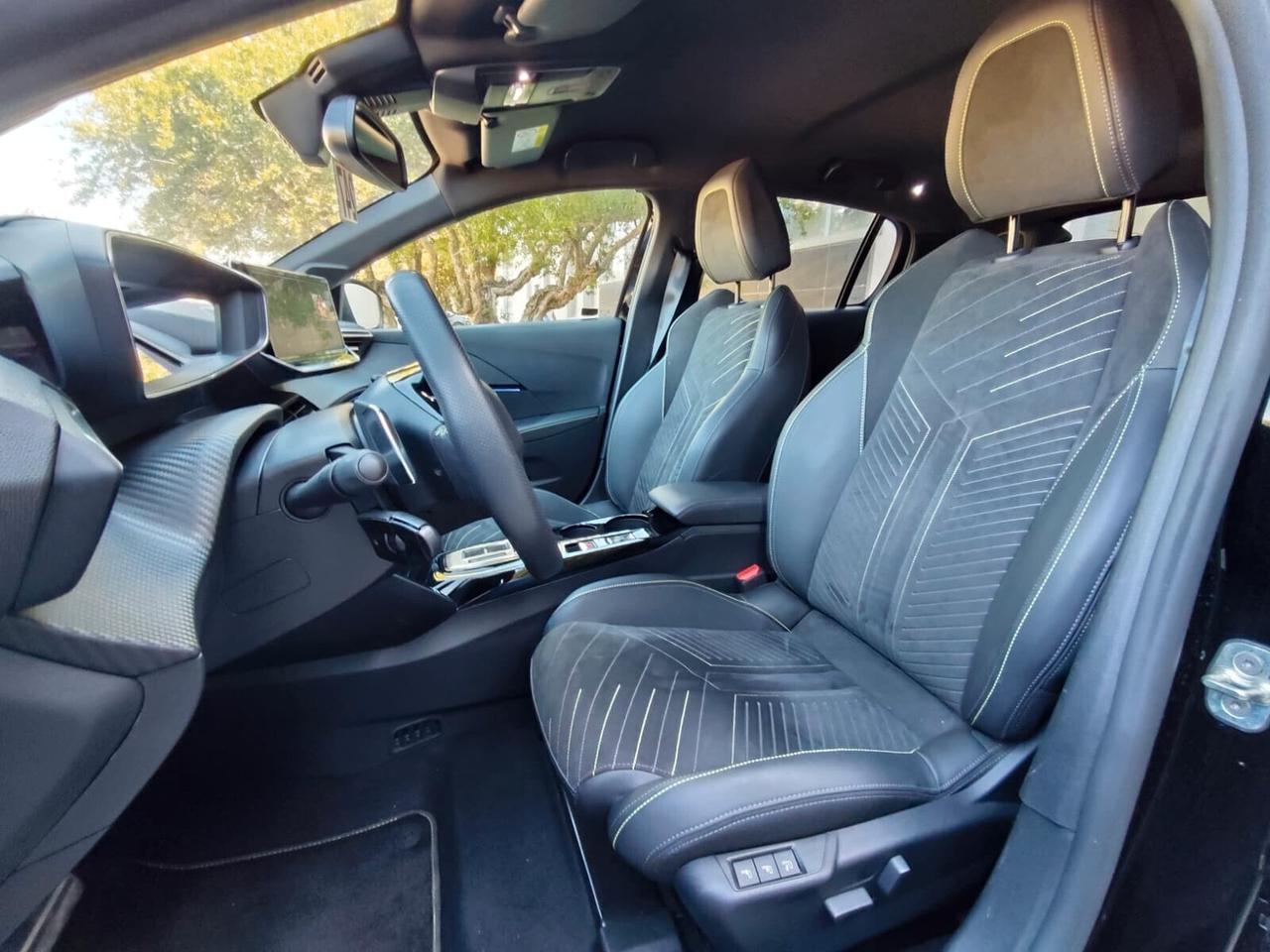 Peugeot 208 Hybrid 145 e-DCS6 GT