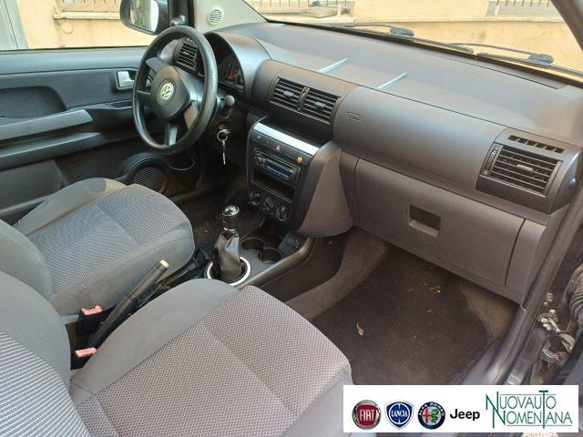 VOLKSWAGEN Fox 1.2