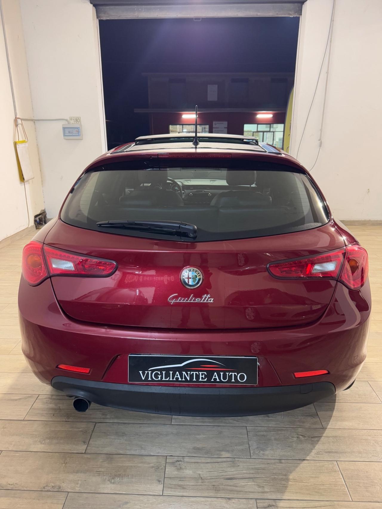 Alfa Romeo Giulietta 1.6 JTDm-2 105 CV Distinctive