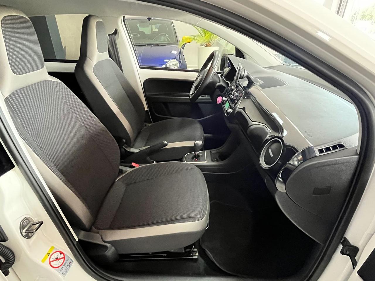 Volkswagen up! 1.0 75 cv #5636