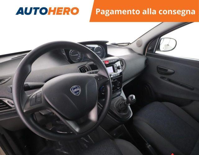 LANCIA Ypsilon 1.0 FireFly 5 porte S&S Hybrid Ecochic Silver