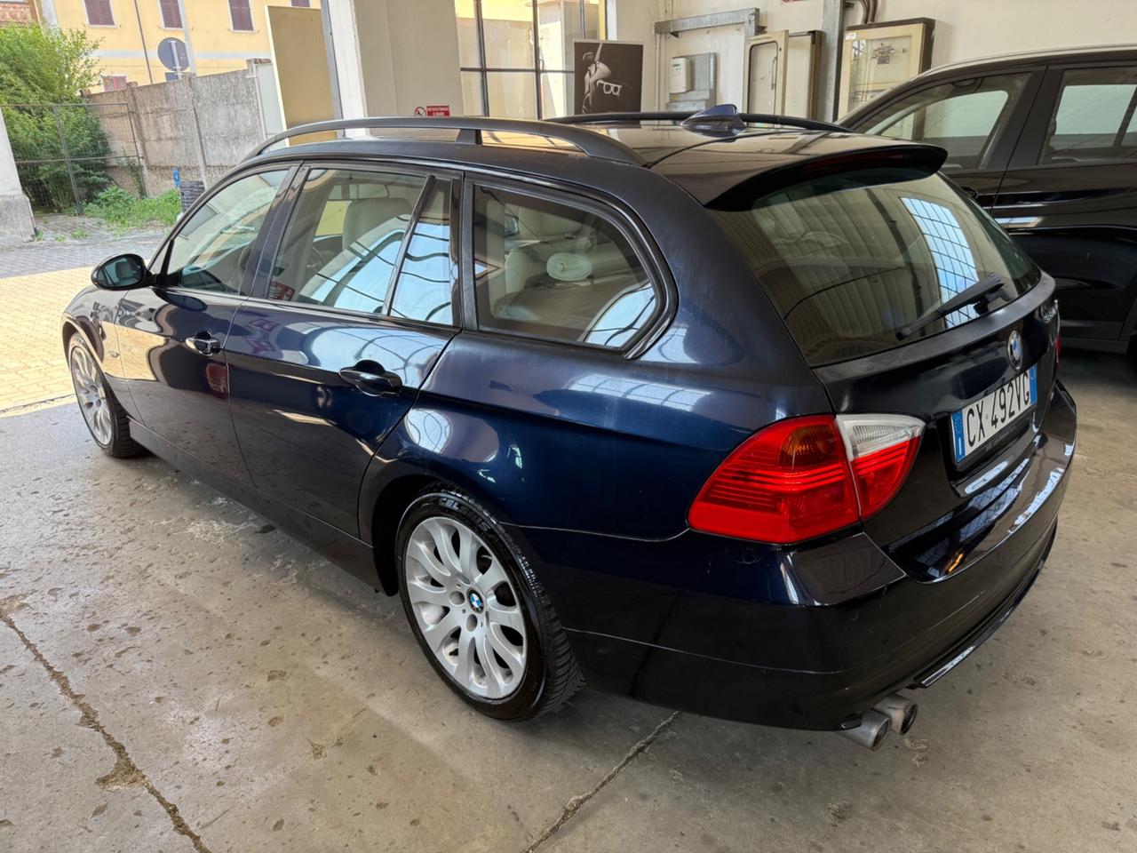 Bmw 330 330xd cat Touring Futura