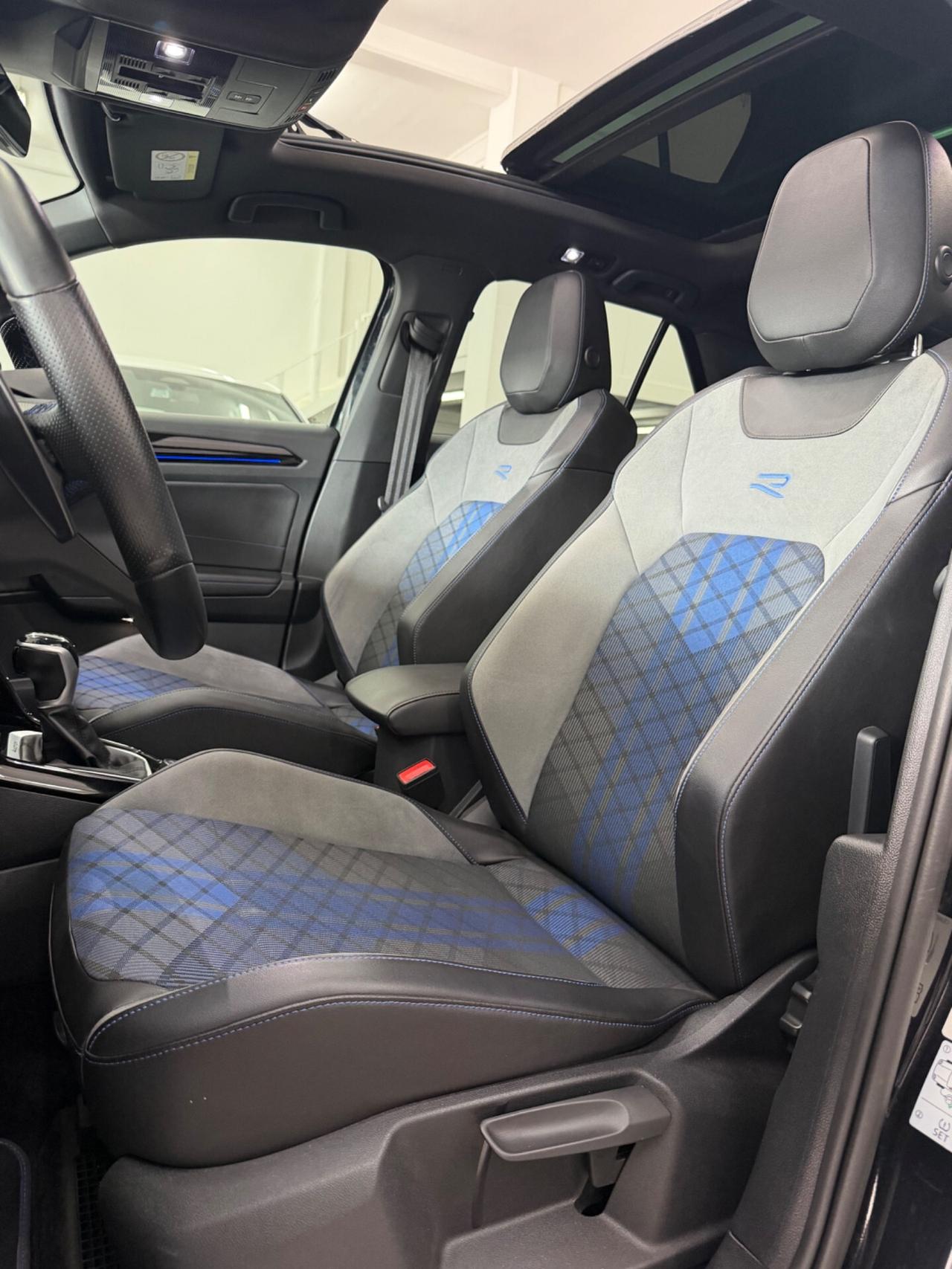 VWT-Roc R 2DSG TETTO 4MOTION FINANZIABILE