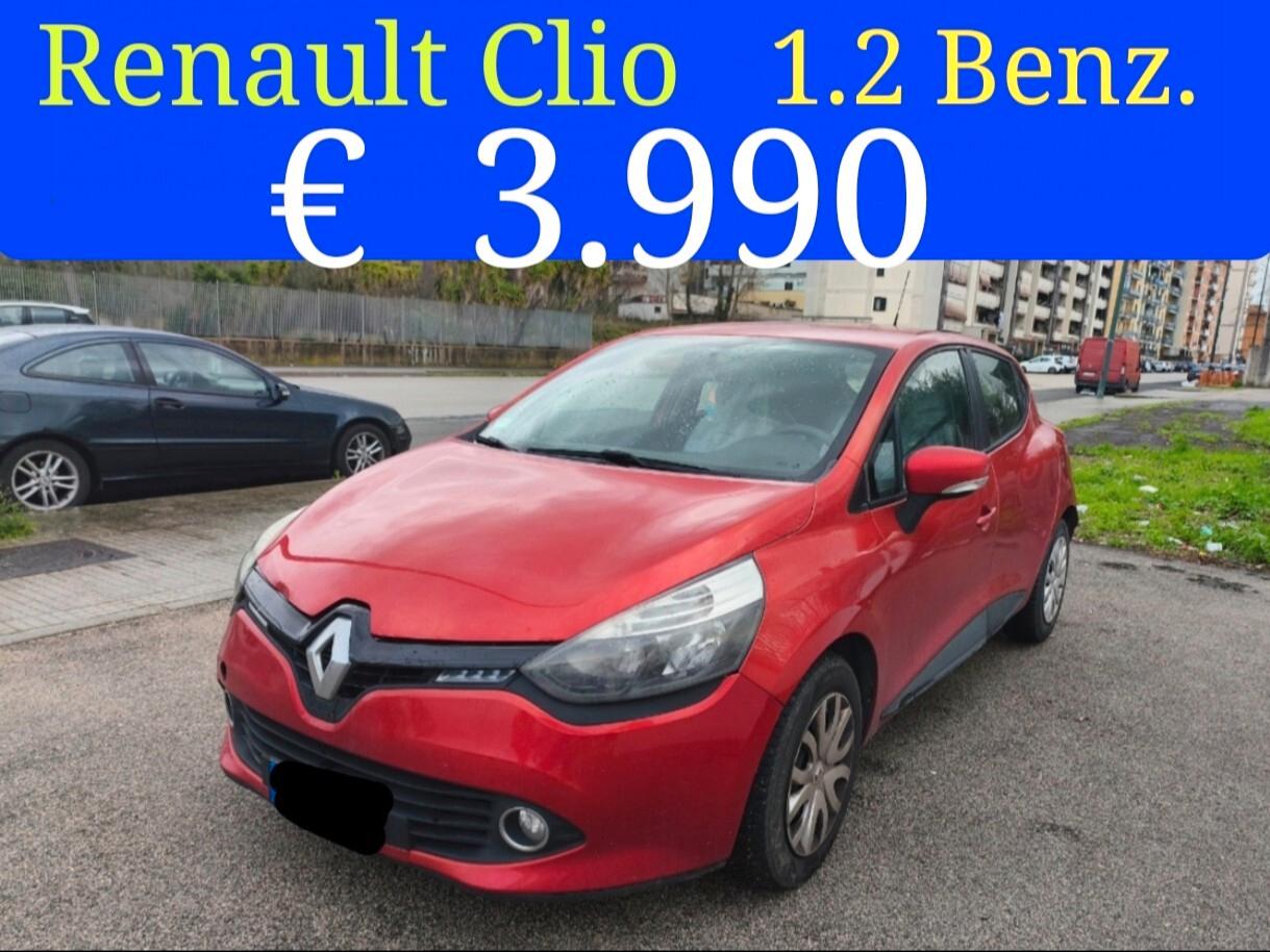 Renault Clio 1.2 SUPER P.R.E.Z.Z.O