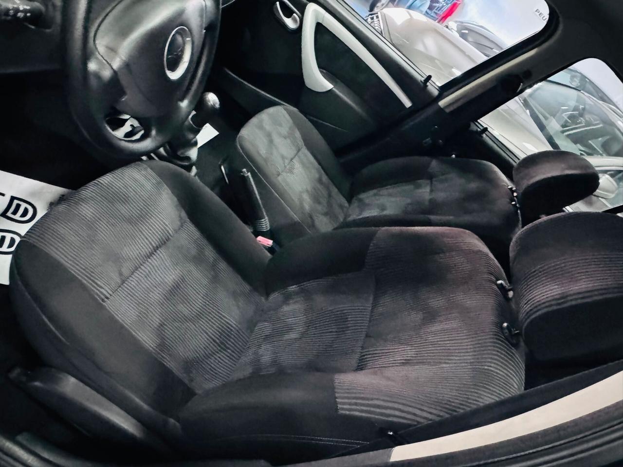 Dacia Sandero 1.4 8V GPL Ambiance