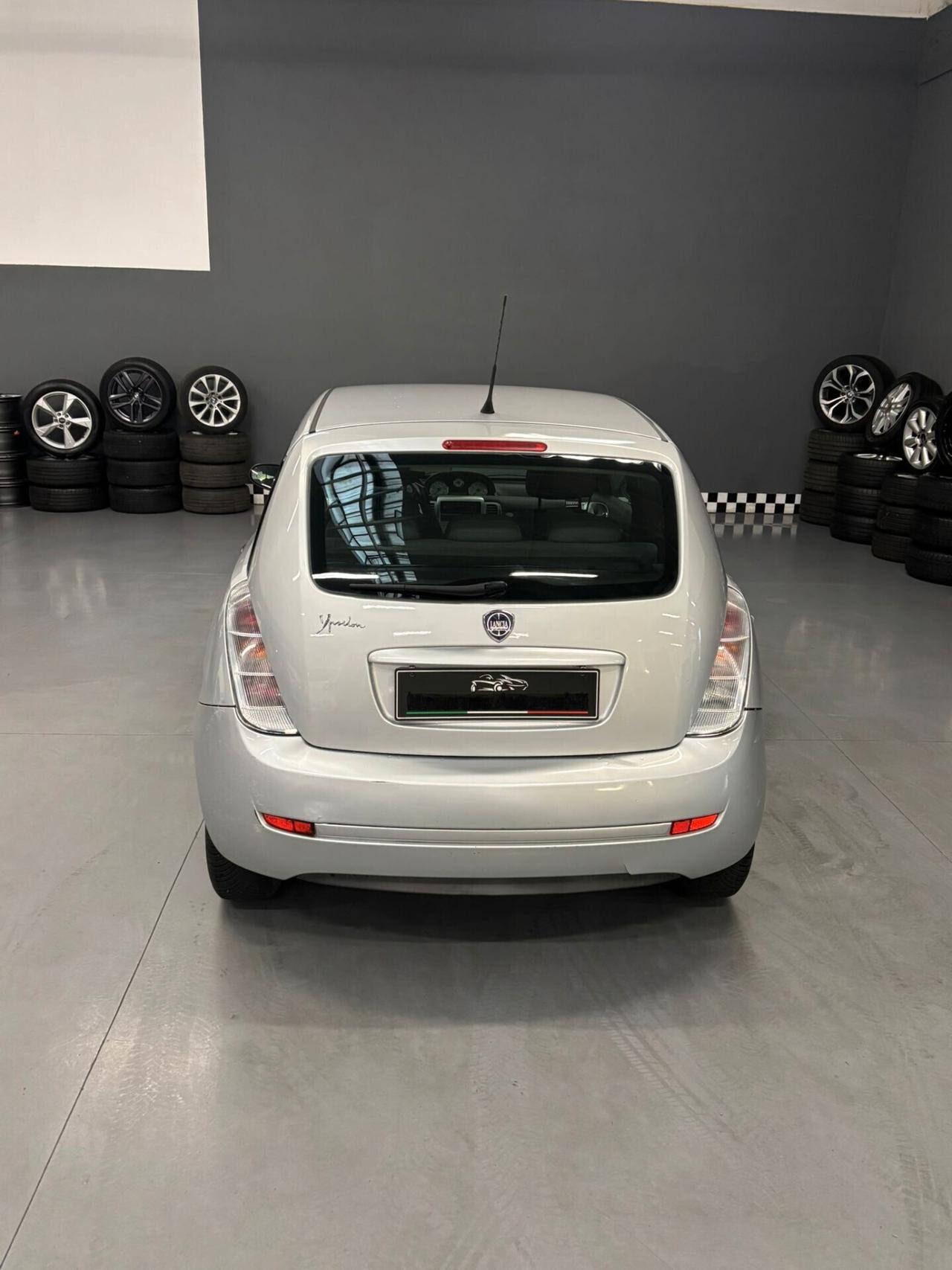 Lancia Ypsilon 1.2 Platino