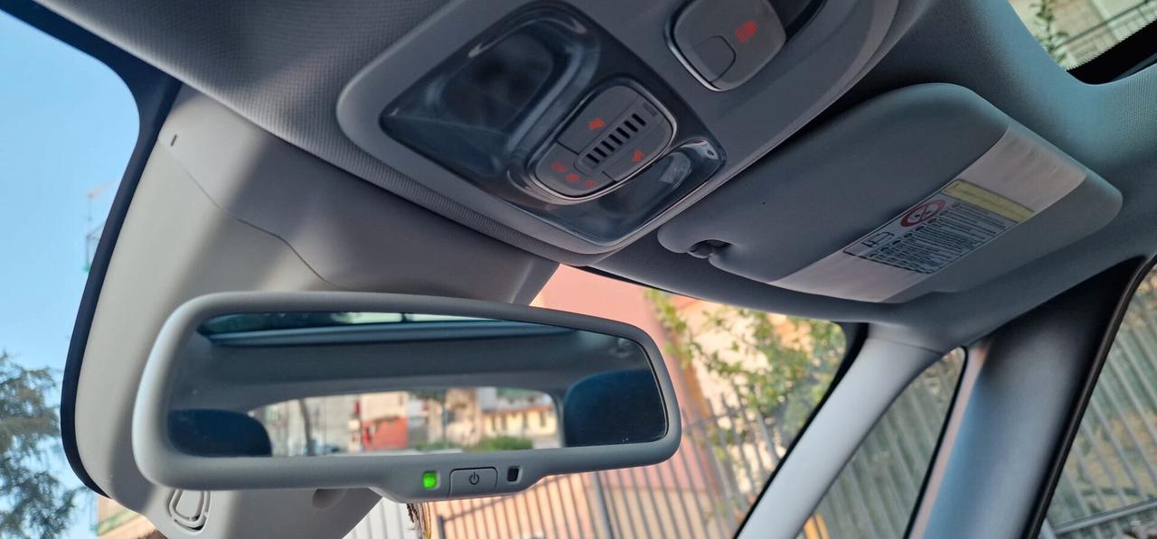 Fiat 500L 1.6 Multijet 120 CV Lounge Panoramic Edition