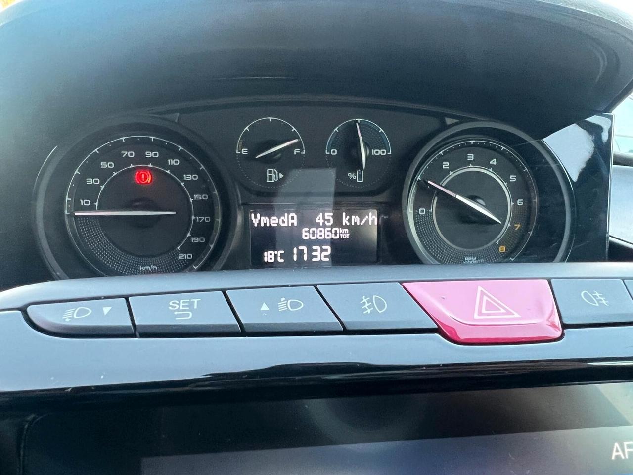 Lancia Ypsilon 1.0 FireFly 5 porte S&S Hybrid Alberta Ferretti