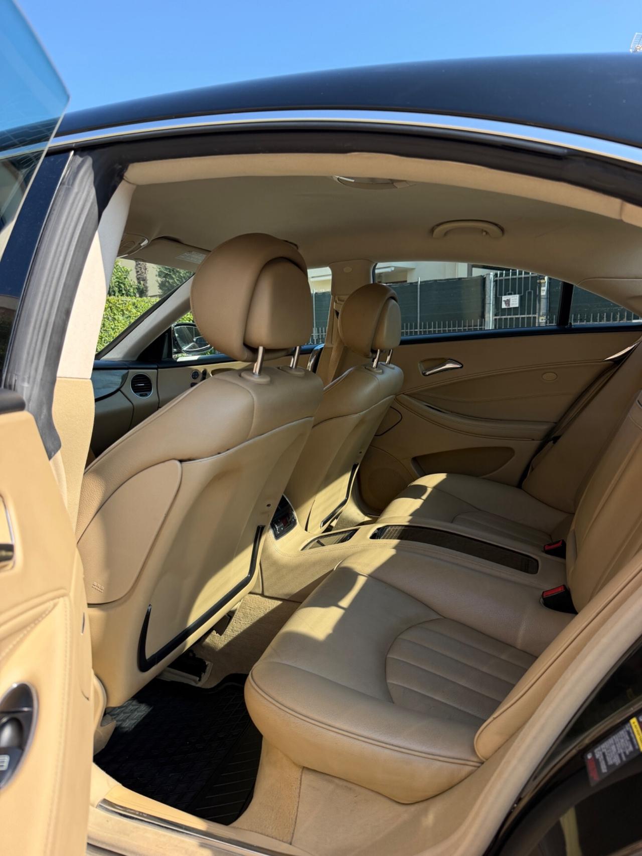 Mercedes-benz CLS 320 CDI Sport Full