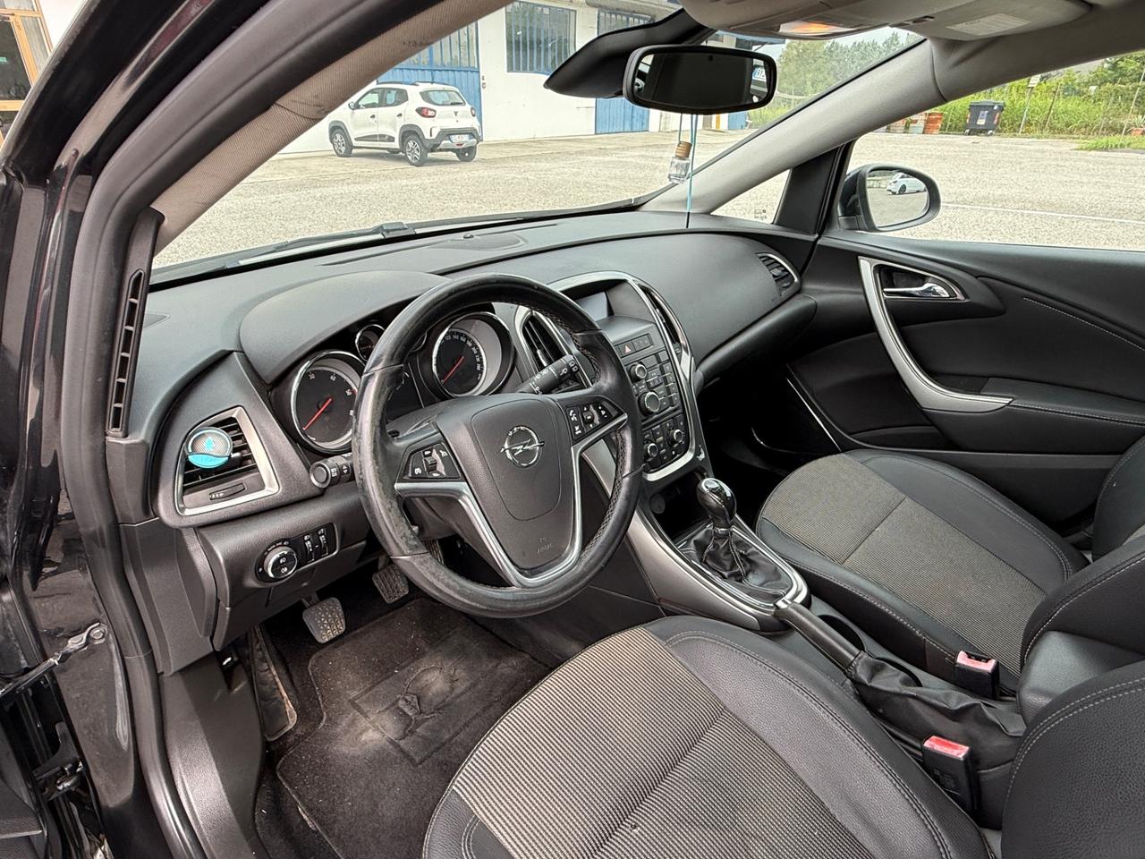 Opel Astra 1.7 CDTI 110CV Sports Tourer Cosmo