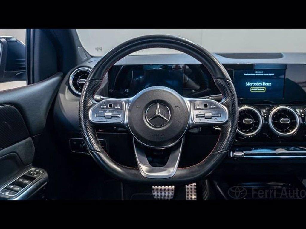 MERCEDES B 200 d premium auto del 2020