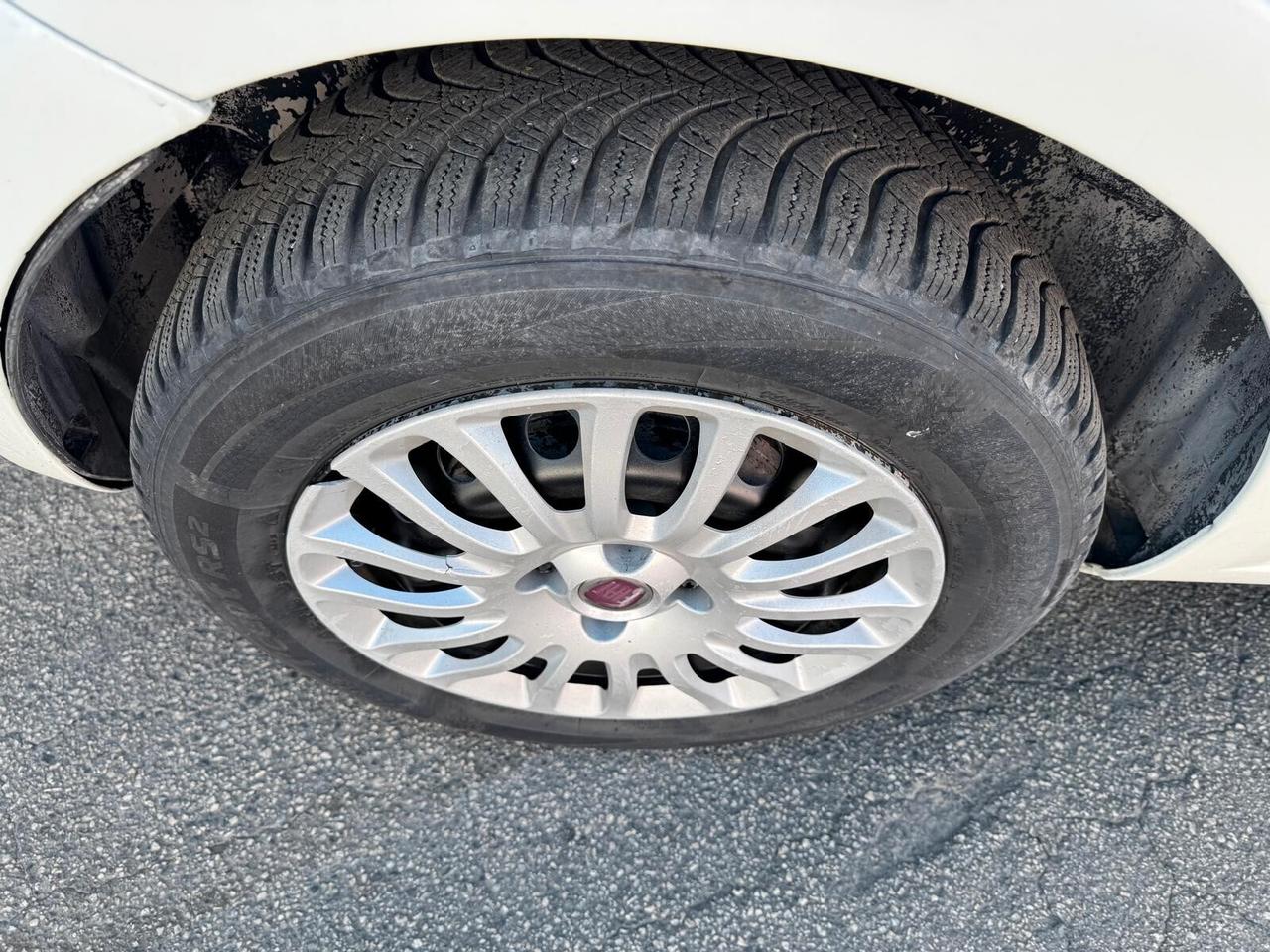 Fiat Punto 1.3 MJT II 75 CV 5 porte Street