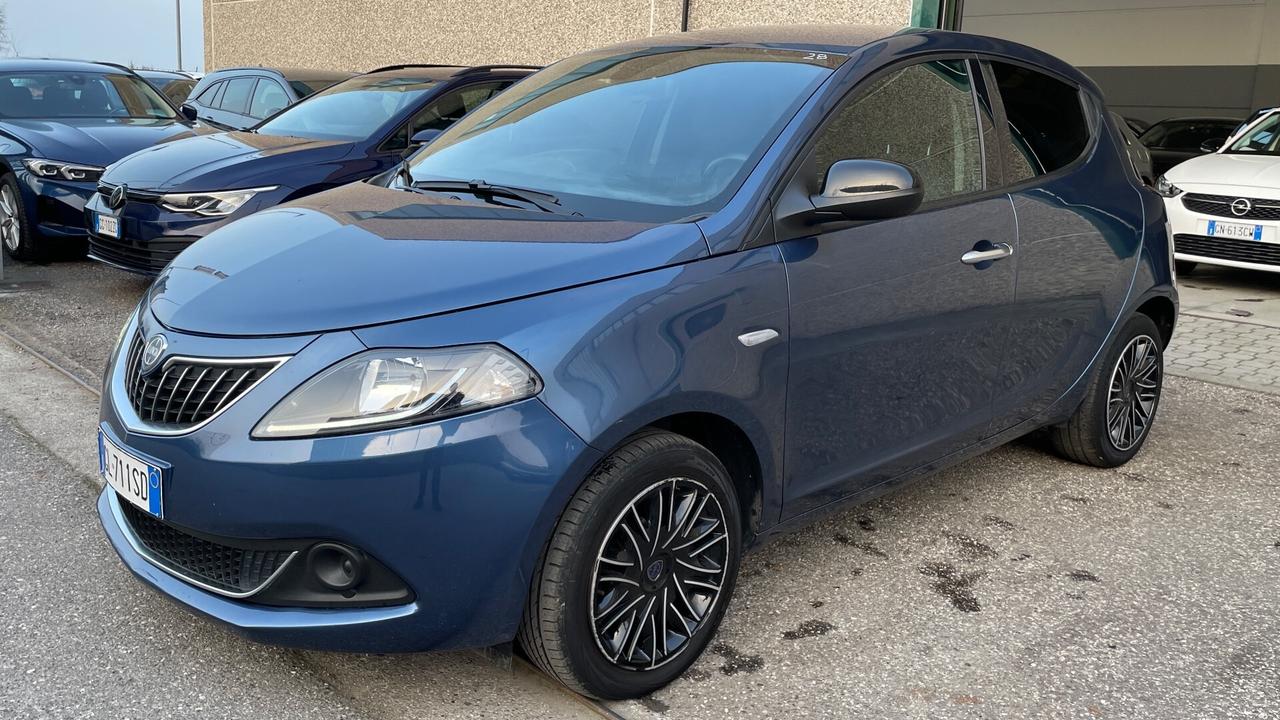 LANCIA 1.0 FIREFLY HYBRID 5P 69CV - NEOPATENTATI