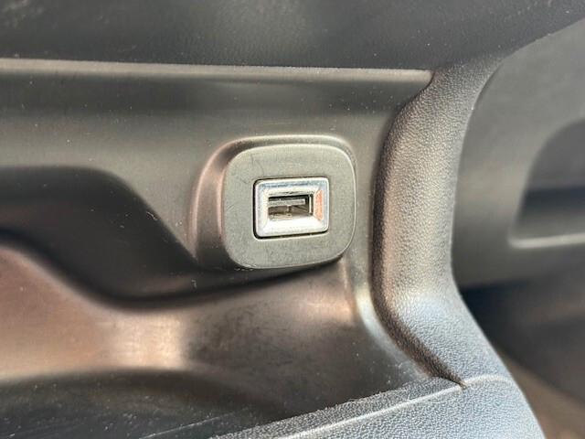Citroen C4 Cactus BlueHDi 100 Shine Navi+Retrocamera
