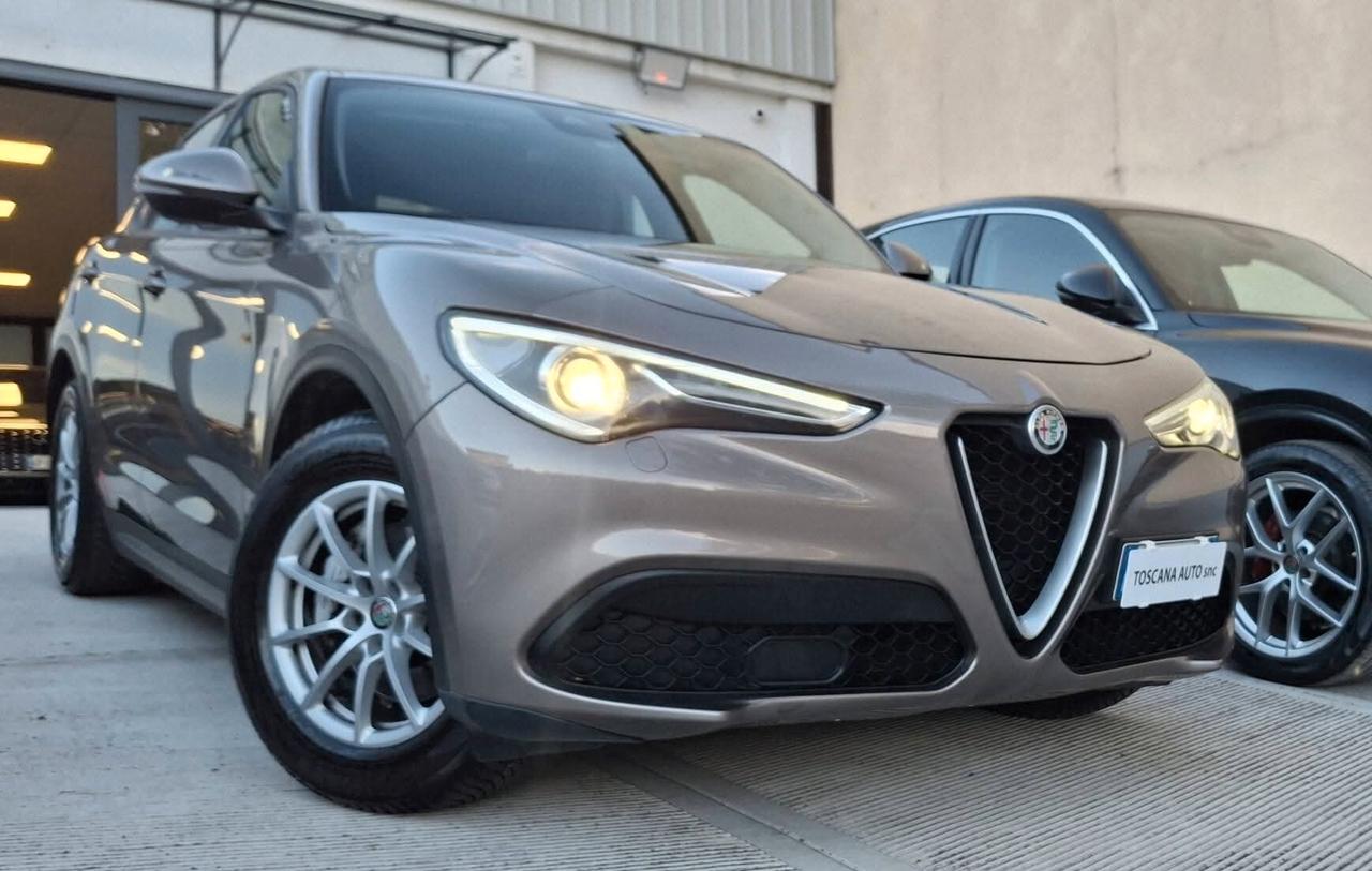 Alfa Stelvio 2.2 Turbodiesel 160 CV AT8 RWD