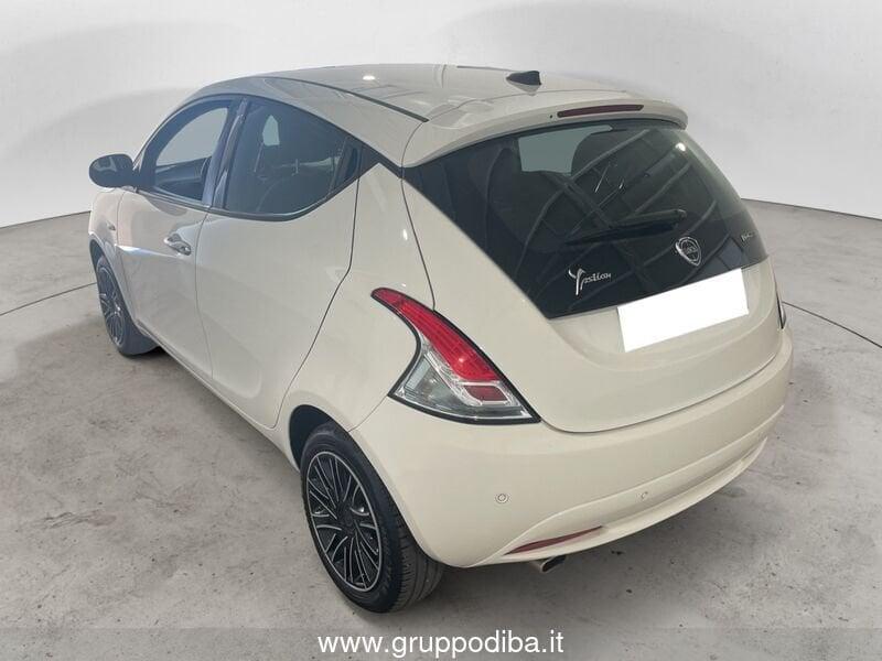 Lancia Ypsilon III 2021 1.0 firefly hybrid Gold s&s 70cv