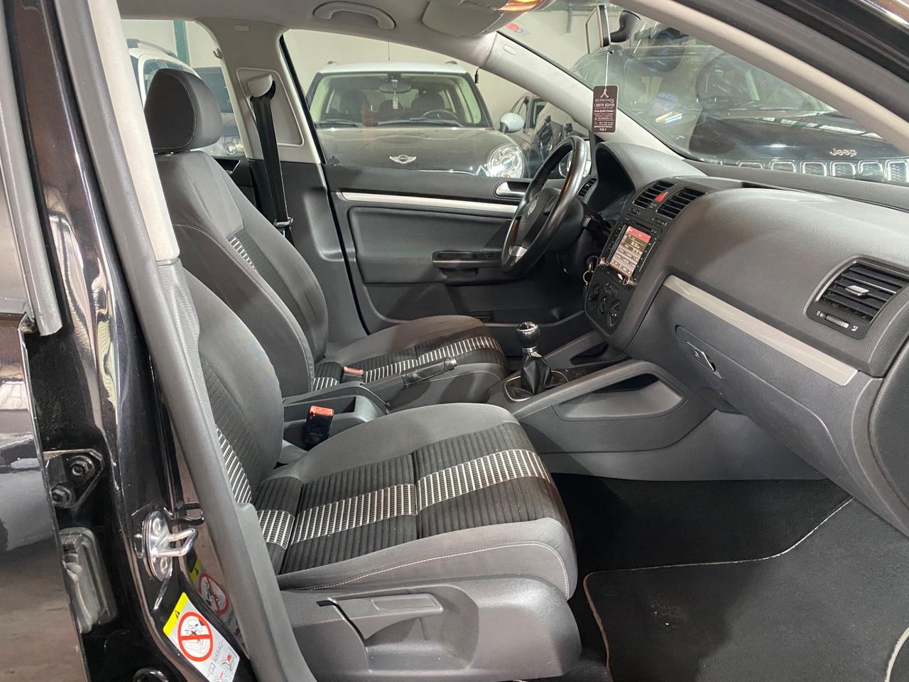 Volkswagen Golf 1.6 5p. Comfortline