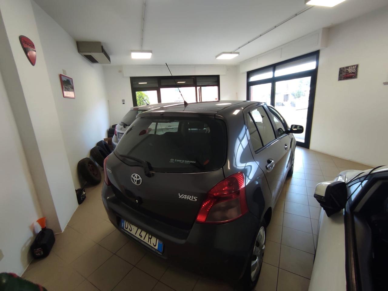 Toyota Yaris 1.3 5 porte Navi
