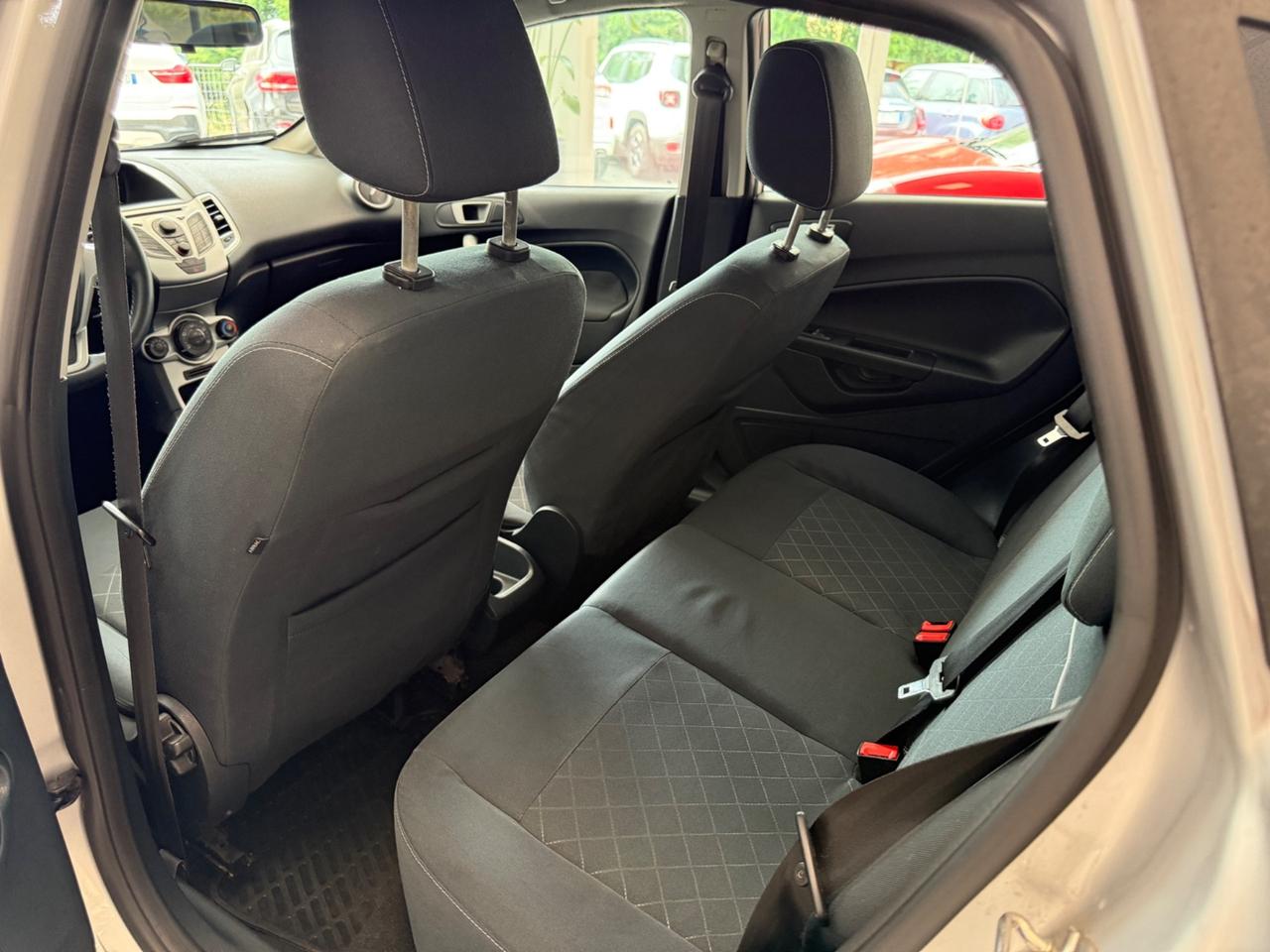 Ford Fiesta 1.4 TDCi 70CV 5P Titanium UNIPRO
