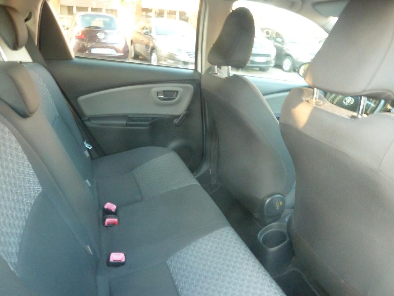 Toyota Yaris 1.0 5 p. OK Neopatentati
