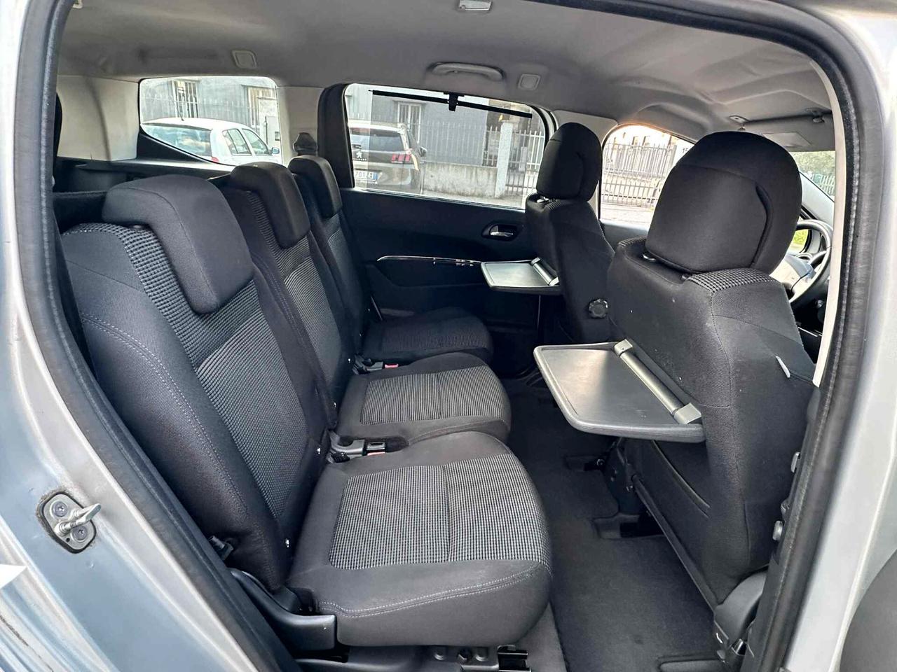 Peugeot 5008 1.6 HDi 112CV-7POSTI-GARANZIA-2012