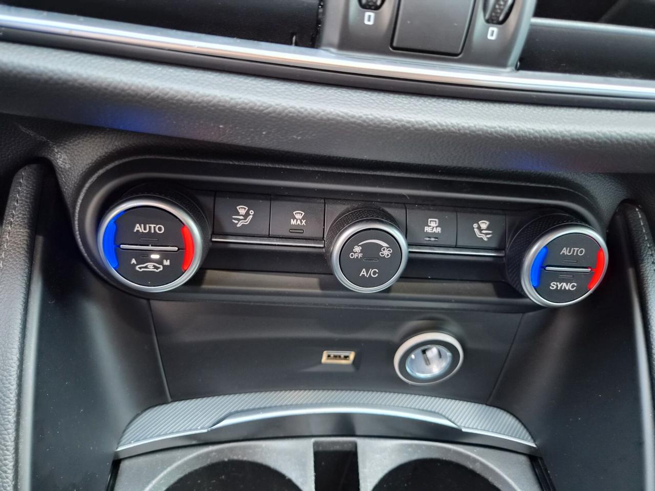 Alfa Romeo Stelvio 2.2 Turbodiesel 210 CV AT8 Q4 Sprint