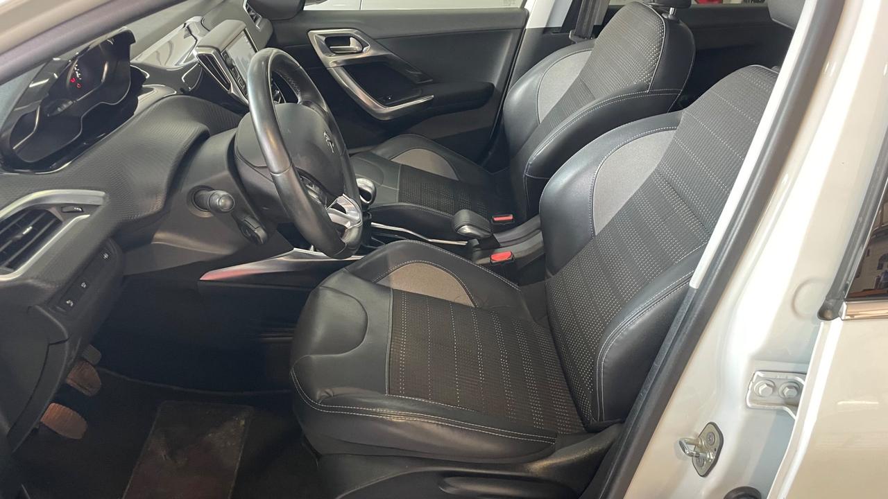 Peugeot 2008 1.6 e-HDi 115 CV Stop&Start Allure