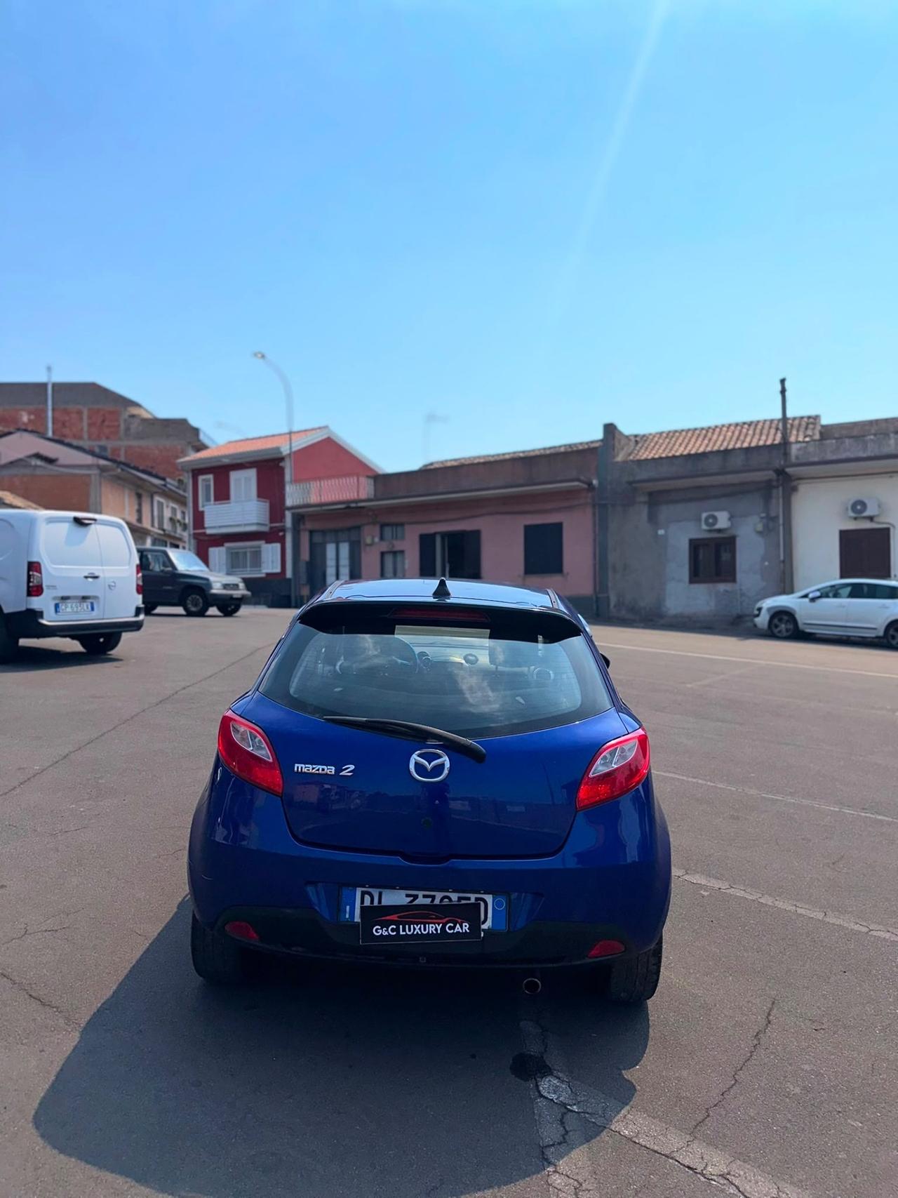 Mazda 2