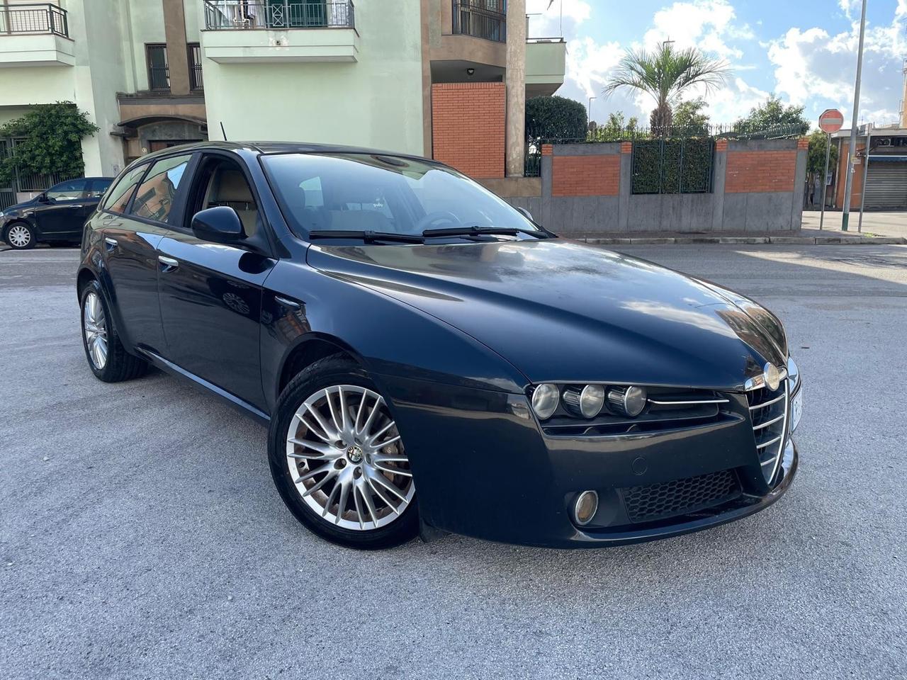 Alfa Romeo 159 1.9 JTDm 150cv in ottime condizioni