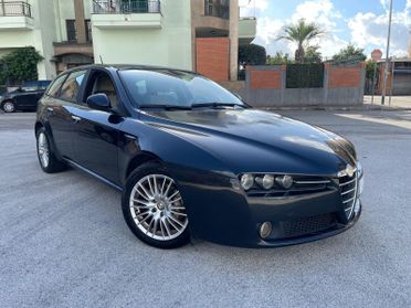 Alfa Romeo 159 1.9 JTDm 150cv in ottime condizioni