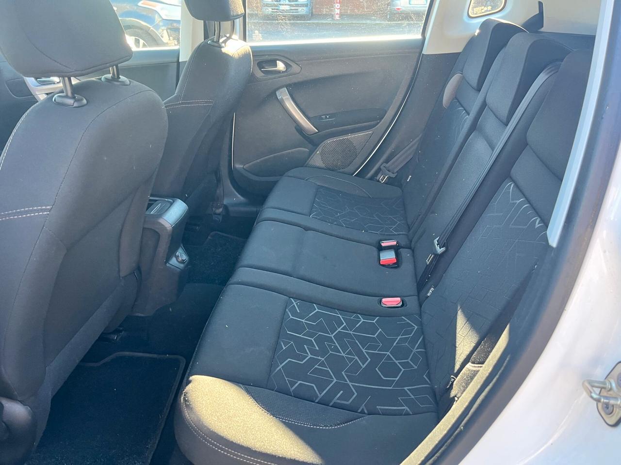 Peugeot 2008 PureTech 1.2