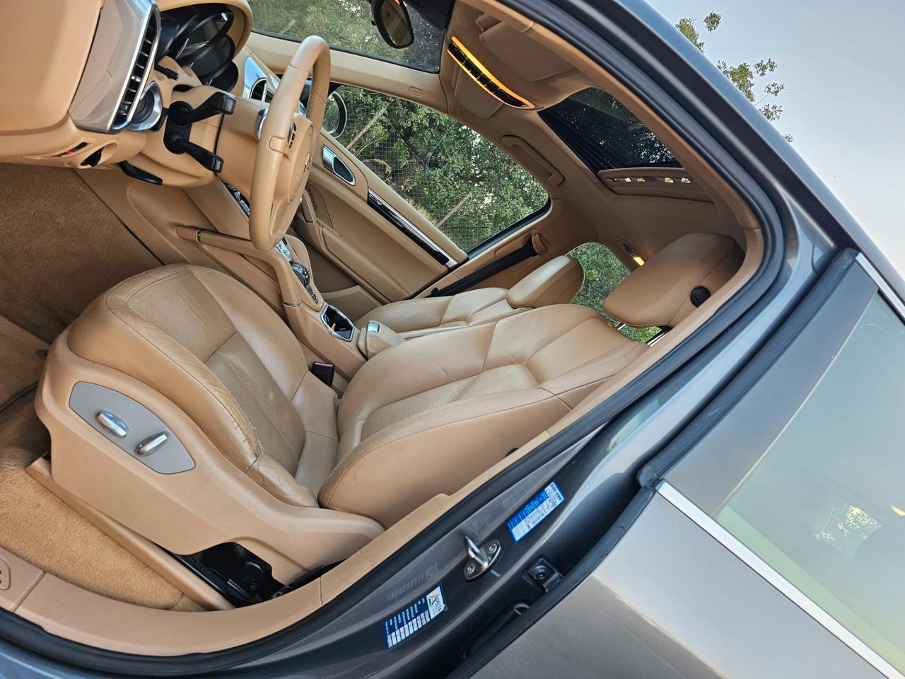 Porsche Cayenne 3.0 diesel V6 240cv