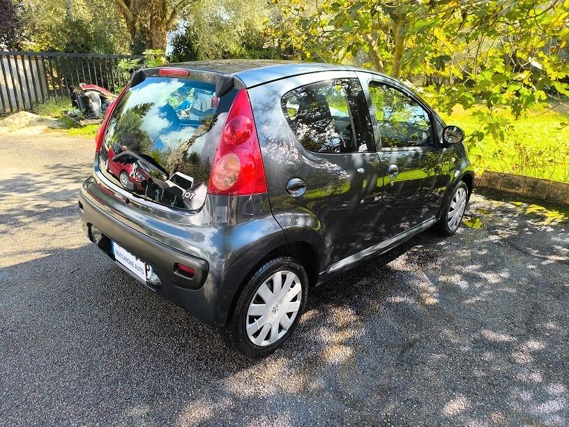 Peugeot 107 1.4 HDi 5p. Plaisir