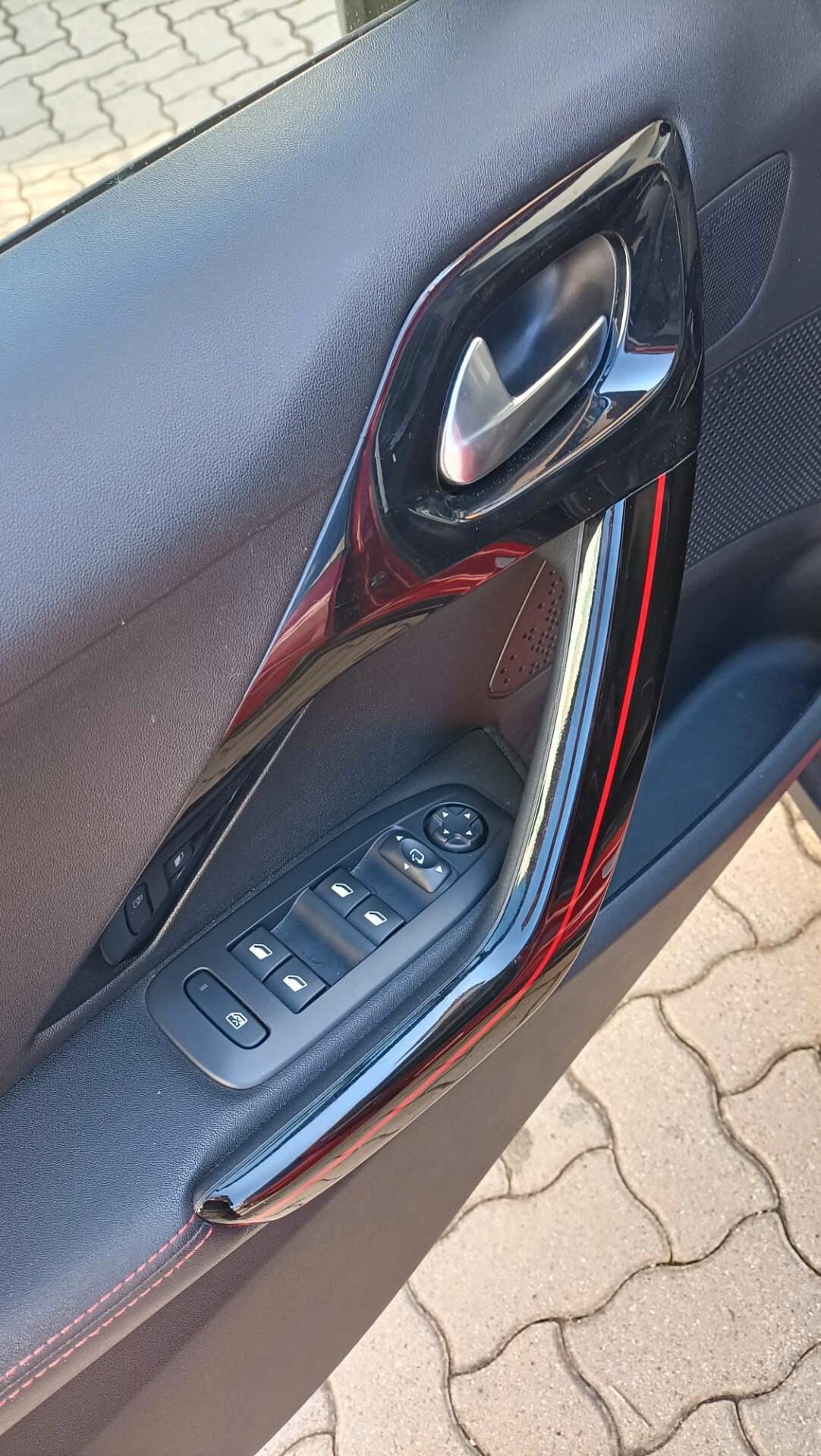 Peugeot 2008 PureTech Turbo 110 S&S GT Line