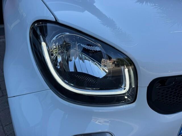 Smart ForTwo 70 1.0 twinamic BRABUS Style