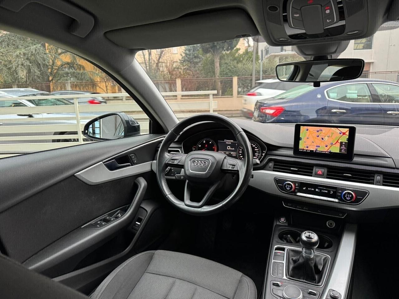 AUDI A4 2.0 TDI 122 CV BUSINESS UNIP ZERO ANTICIPO