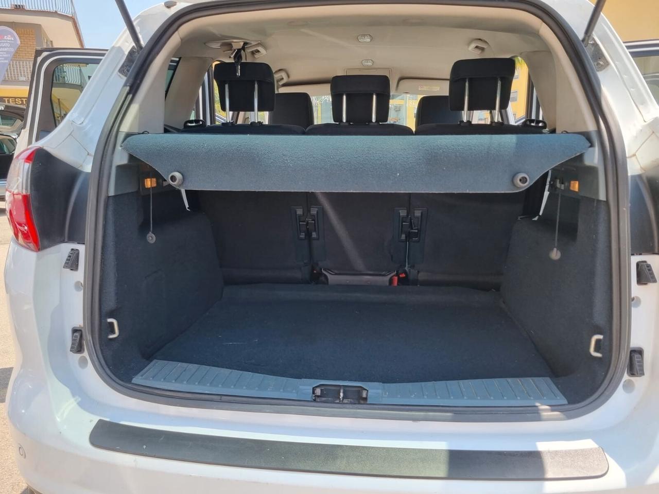 Ford C-Max Cambio Automatico con Garanzia