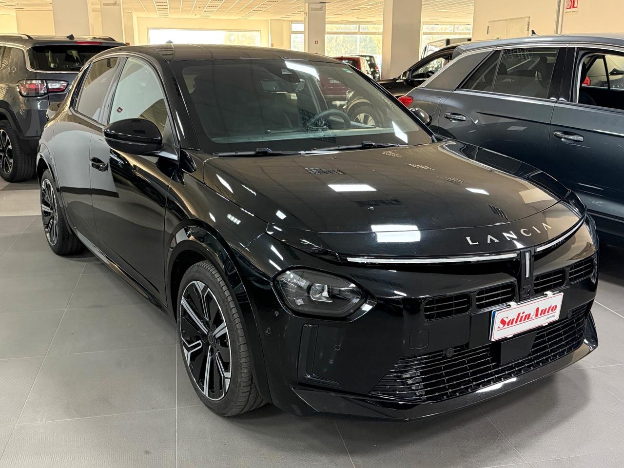 Lancia Ypsilon Hybrid e-DCT LX