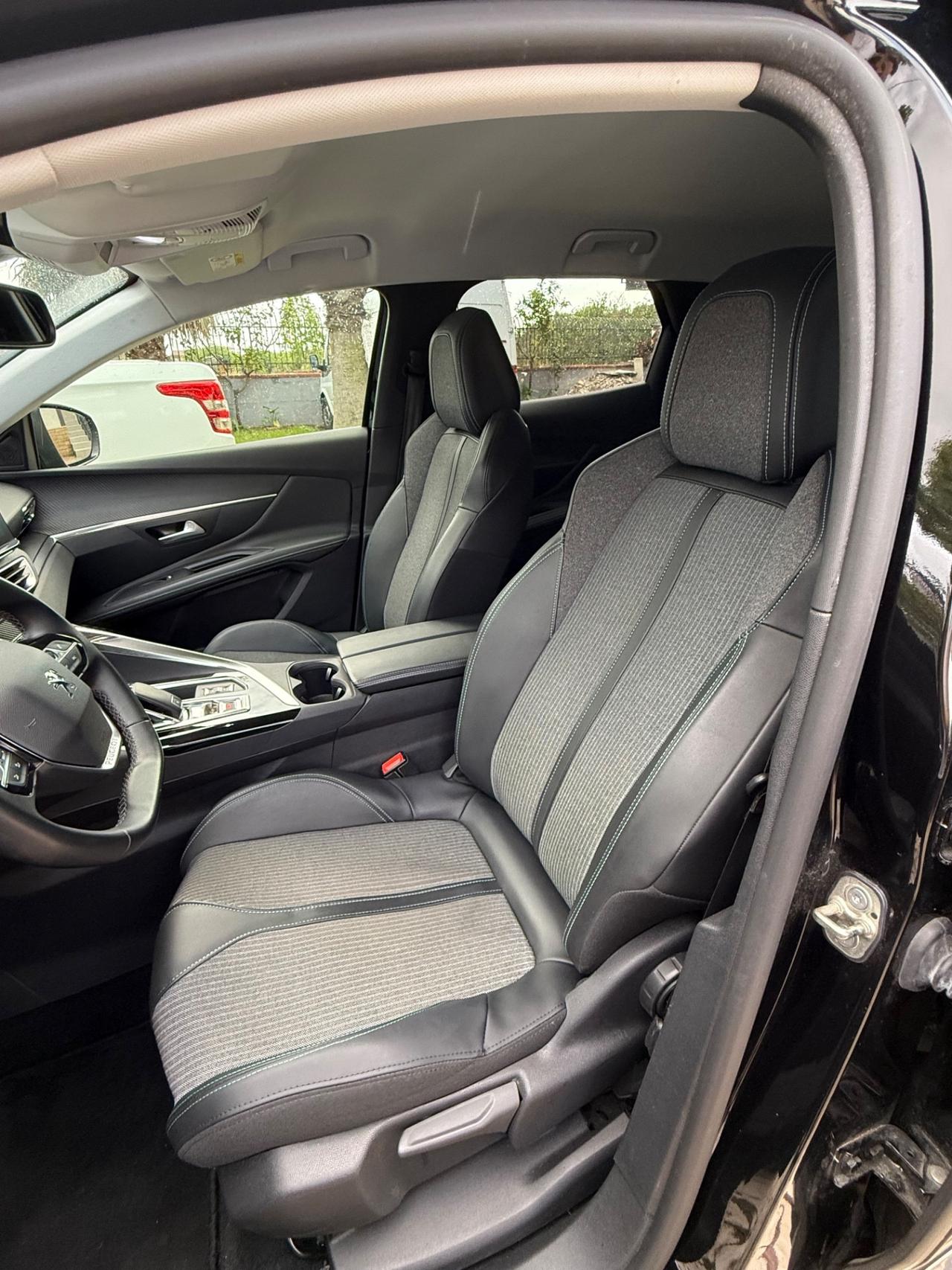 Peugeot 3008 BlueHDi 130 S&S Allure