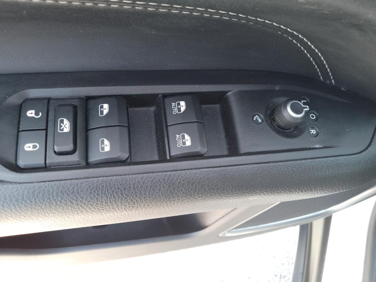 Jeep Compass PLUG INN HYBRID Limited