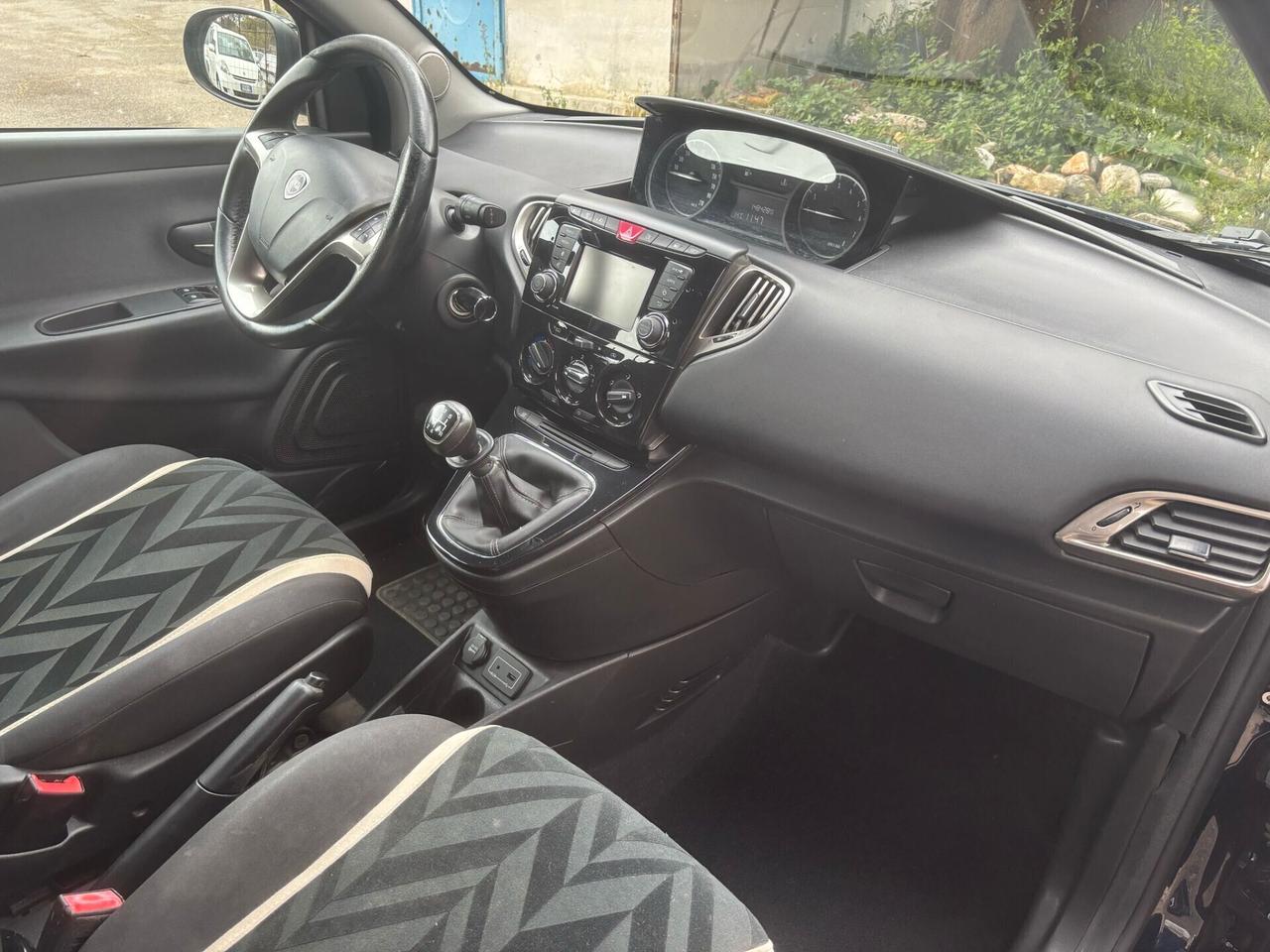 LANCIA YPSILON 1.2 Platinum - 2016